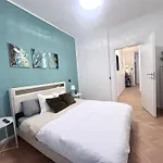 In Centro, Completamente Nuovo Apartment