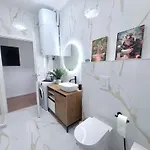 In Centro, Completamente Nuovo Apartment *