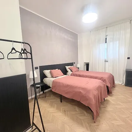 Apartament In Centro, Completamente Nuovo Biella