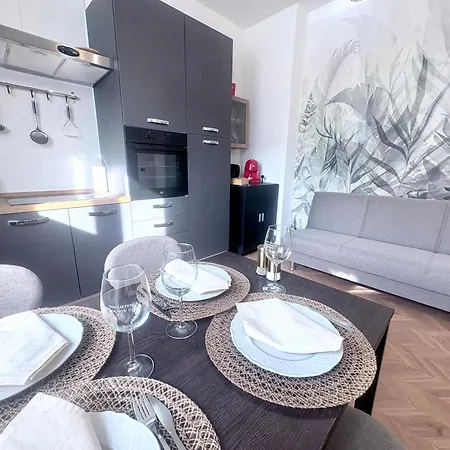 Apartment In Centro, Completamente Nuovo *
