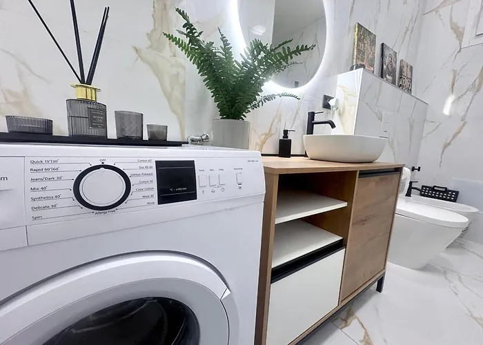 In Centro, Completamente Nuovo