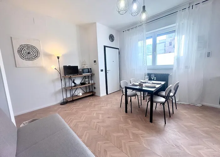 In Centro, Completamente Nuovo Apartment Biella